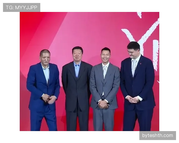 姚明退役后住上海老洋房,早餐吃三明治配手冲咖啡,球迷路过差点没认出来